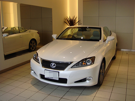 Lexus IS350C-9