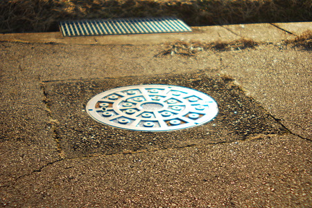 Manhole cover