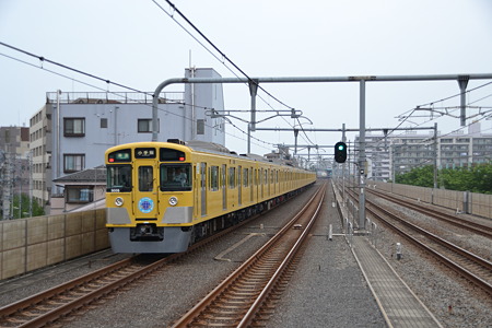 西武9000系@中村橋駅