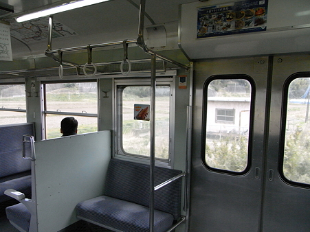 113系成田線車内1