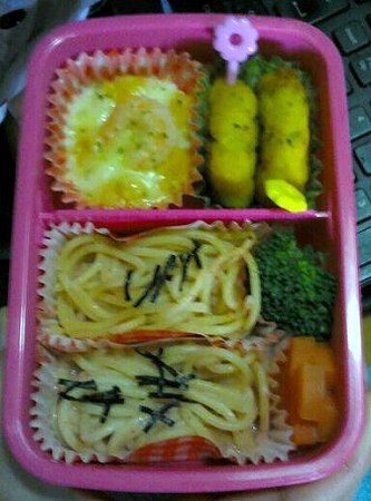 冷凍食品ばかりのお弁当