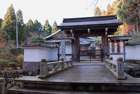 来迎院そば浄蓮華院