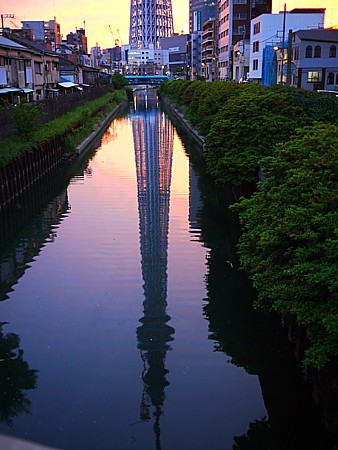 逆さスカイツリー