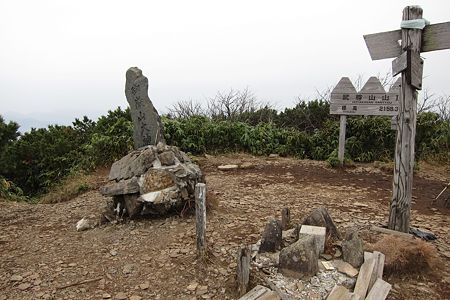 20111030-111742 山頂広場